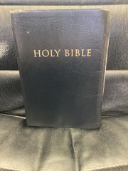 Giant Print Holy Bible; King James Version (Used Copy)