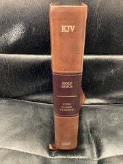 Holy Bible: Authorized King James Version (Used Copy)