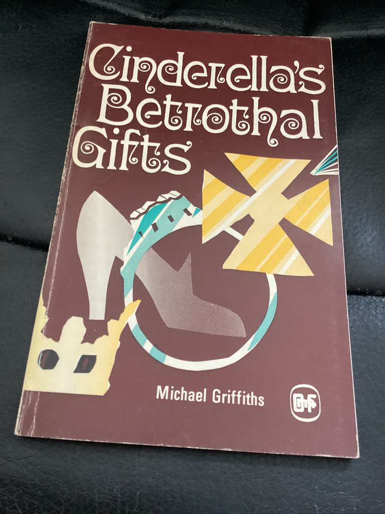 Cinderella's Betrothal Gifts (Used Copy)